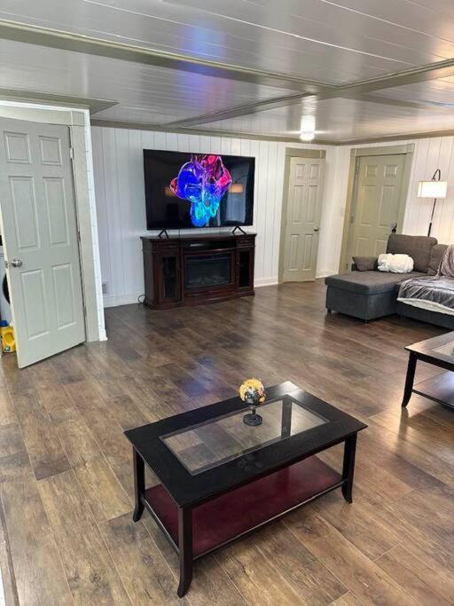 Apartament Hot Tub 5 Beds Moorhead Zewnętrze zdjęcie